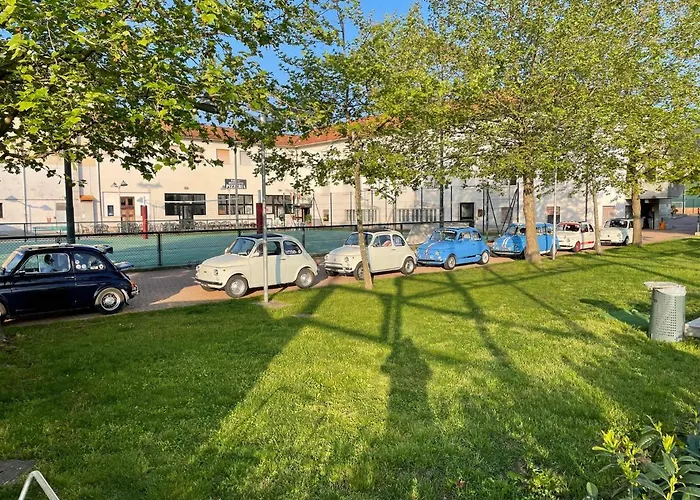 Oda ve Kahvaltı Al Centro 3*